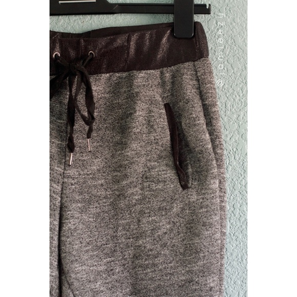 Forever 21 | Faux Leather Waist Marled Joggers - Picture 3 of 7